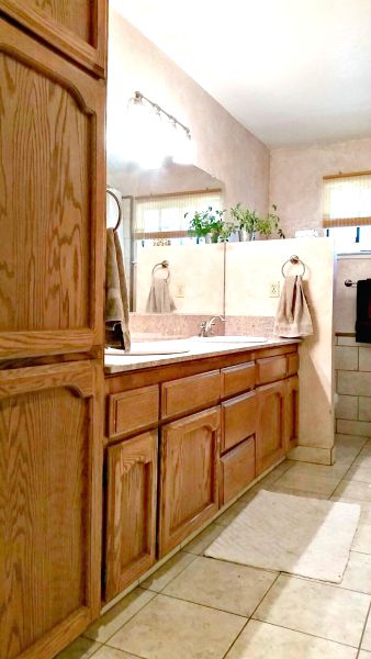 How to Stain Cabinets